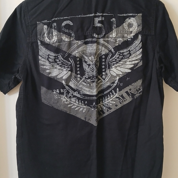 Boys Helix Instinct Is A Virtue Black Collar Shirt Size XL - Picture 6 of 10